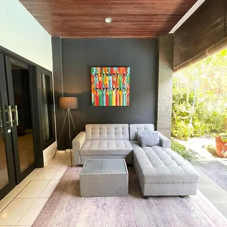 Villa Lanikki 3 Bedrooms 4 Bathrooms Seminyak